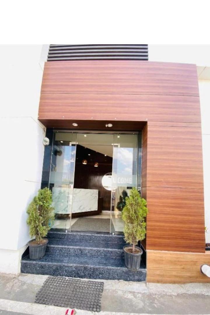 Hotel Shree Sai Ширді Екстер'єр фото